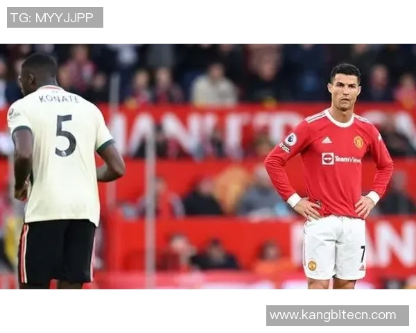 友谊赛莱比锡与曼联战平争议判罚引发全场热议