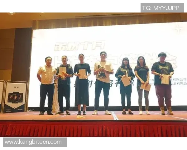 姚明出席盛大聚会与好友共度欢乐时光引发媒体热议 姚明出席盛大聚会与好友共度欢乐时光引发媒体热议