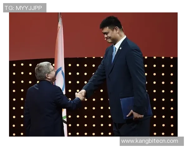 姚明聚餐分享篮球故事与人生哲学引发热烈讨论