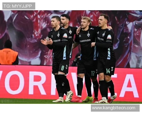 欧冠大战：拜仁逆袭莱比锡5-1战术解析与冷门瞬间回顾